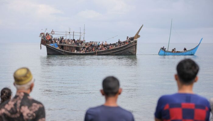 Menlu RI Tegaskan UNHCR Tangani Rohingya di Indonesia